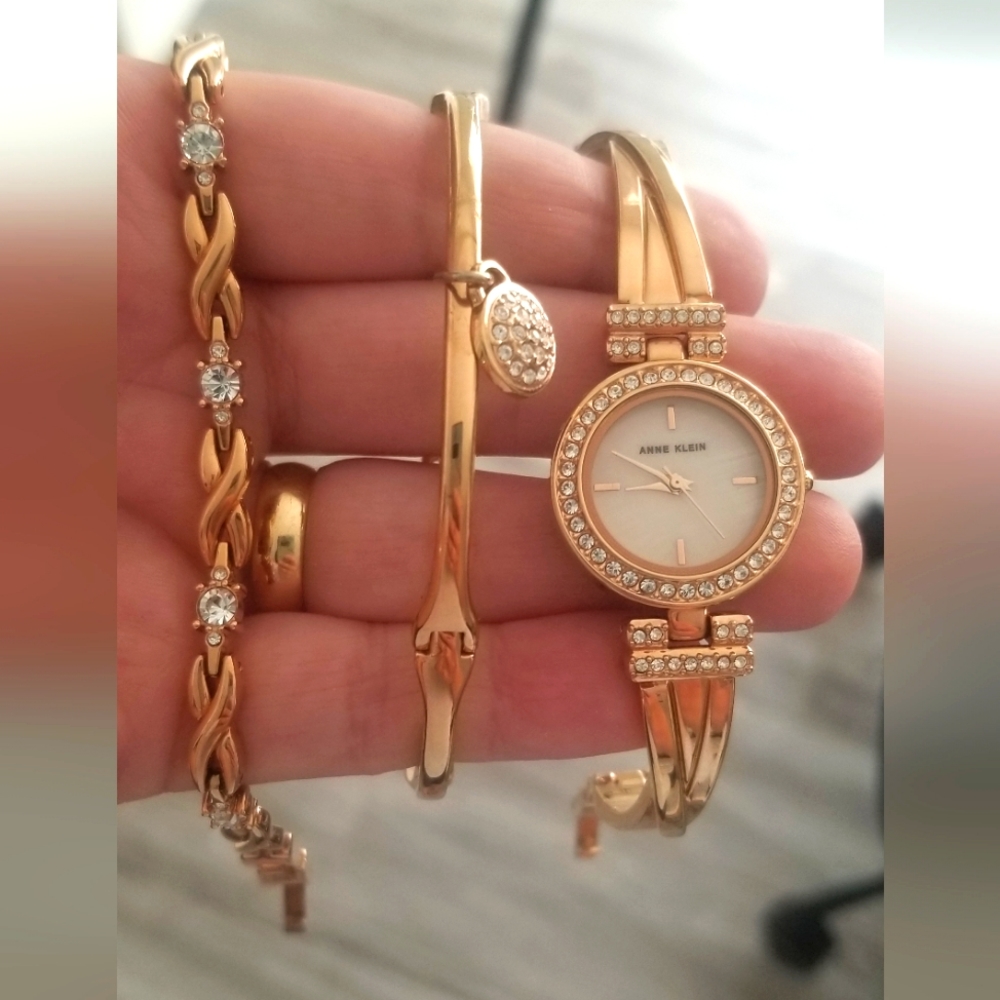 Anne klein watch set with 2 bracelets